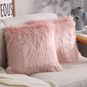 Open image in slideshow, Square Sheep Fur Pillow Covers - Extra Fluffy 2-Pack
