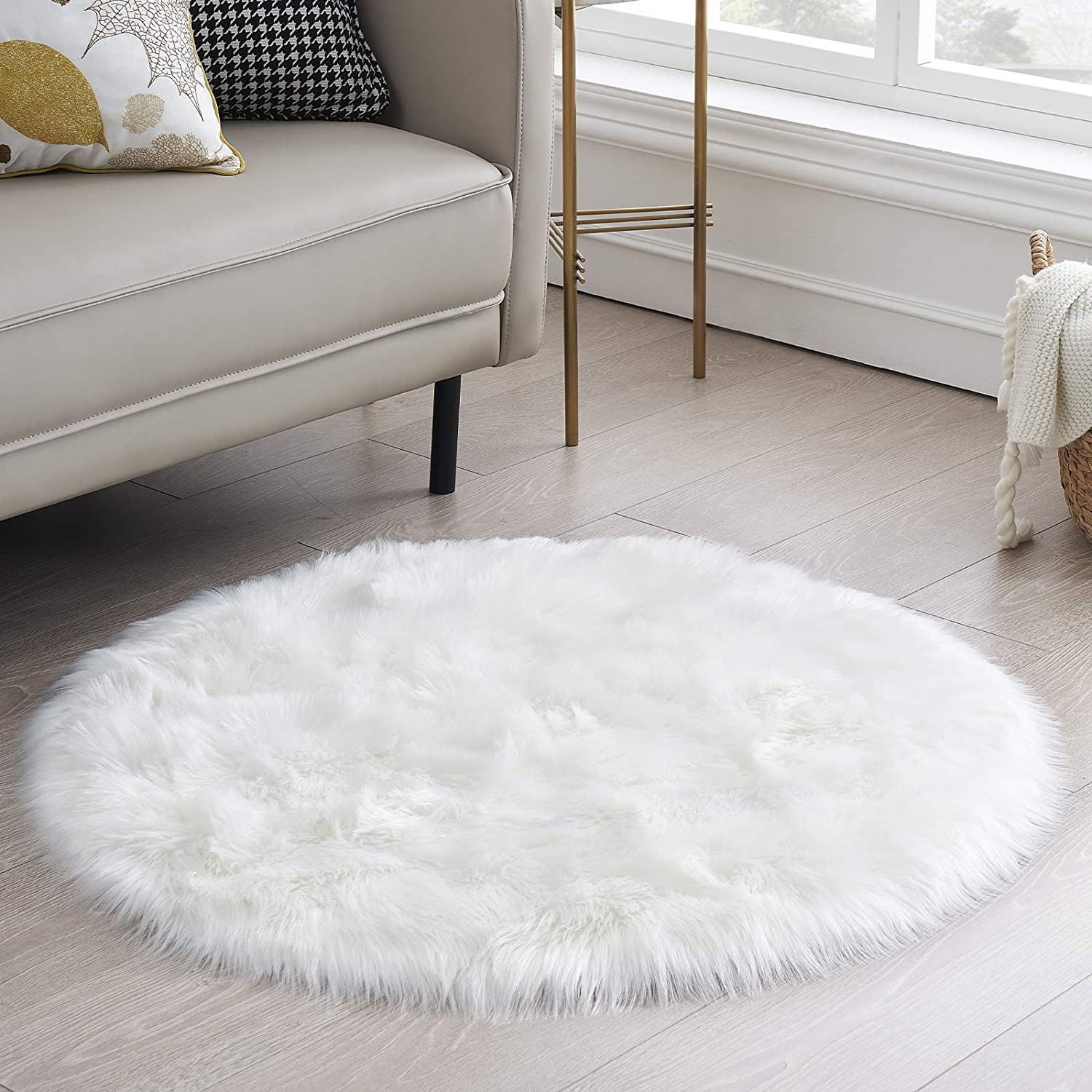 Round Rug Fuzzt Open image in slideshow, Plush white round sheep fur area rug